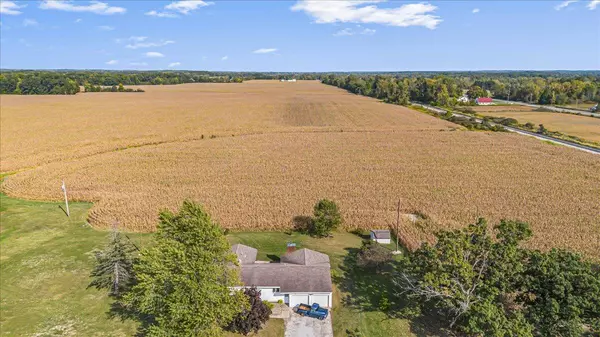 Three Oaks, MI 49128,17567 Lakeside Road