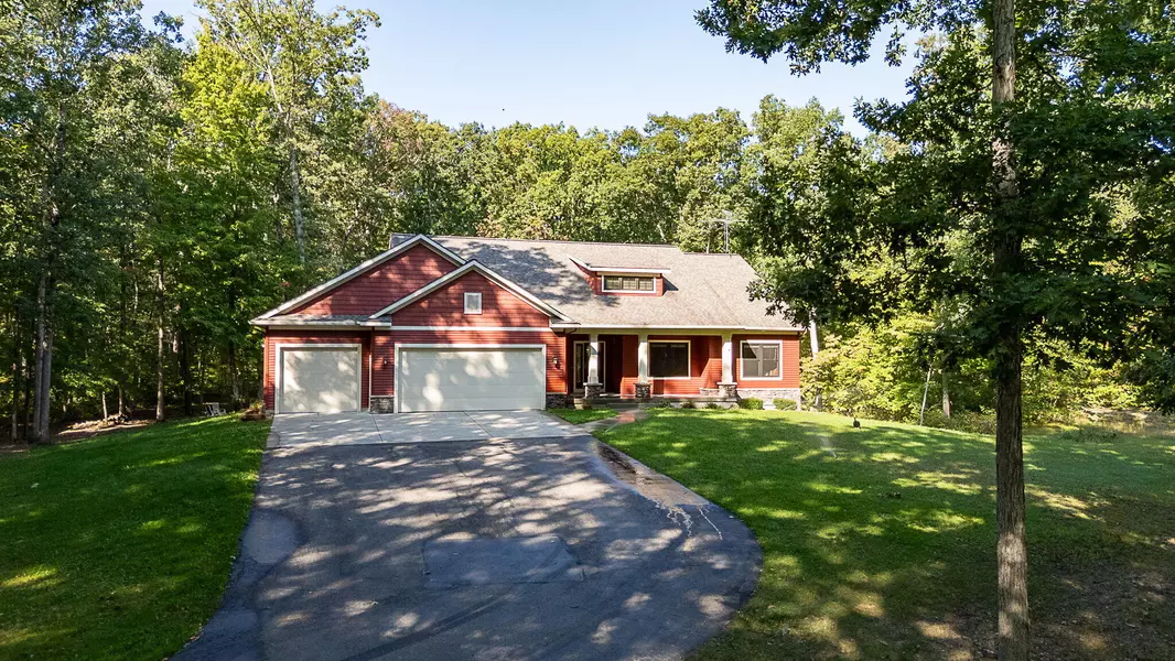 2506 52nd Street, Fennville, MI 49408