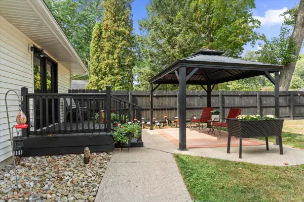 Edwardsburg, MI 49112,26356 Redfield Street