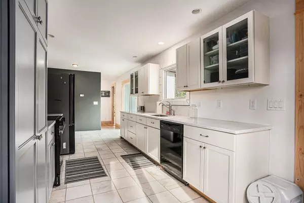 Battle Creek, MI 49014,22485 Clear Lake N Road