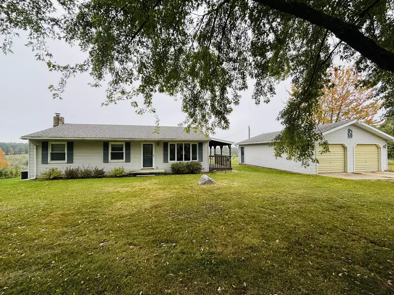 11842 70th Avenue, Evart, MI 49631