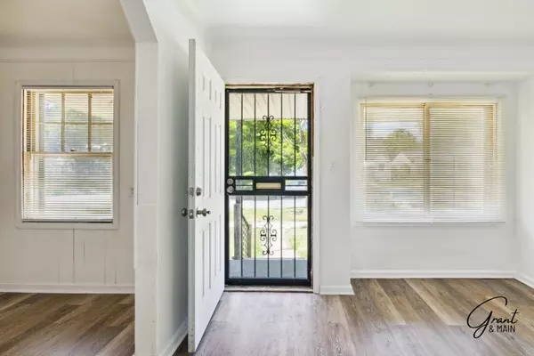 Detroit, MI 48235,19400 Harlow Street