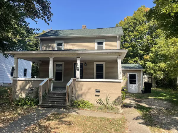 128 W First Avenue, Plainwell, MI 49080