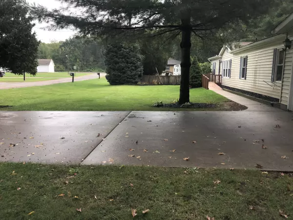 Benton Harbor, MI 49022,4262 Arrowwood Curve