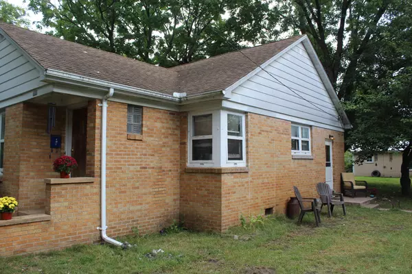 Hartford, MI 49057,111 N Maple Street
