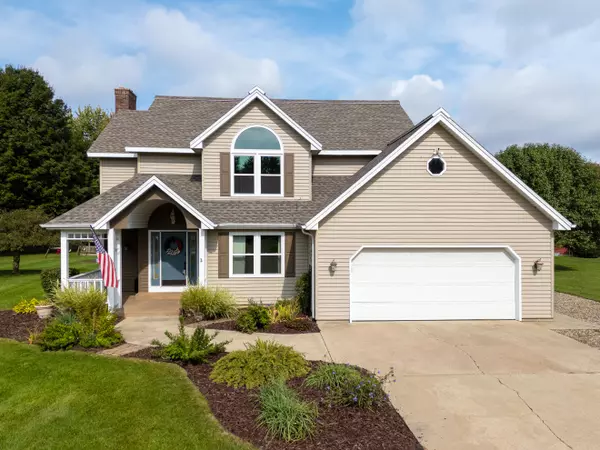 48995 Hickory Lane, Mattawan, MI 49071