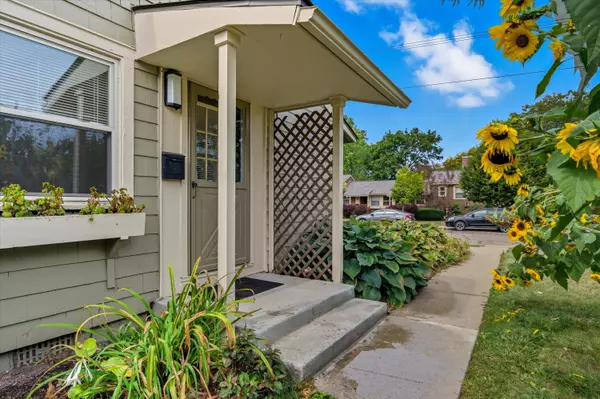 Ann Arbor, MI 48104,3436 Edgewood Drive