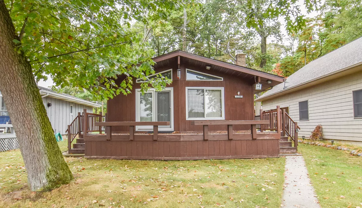 Montgomery, MI 49255,12208 Maple Street