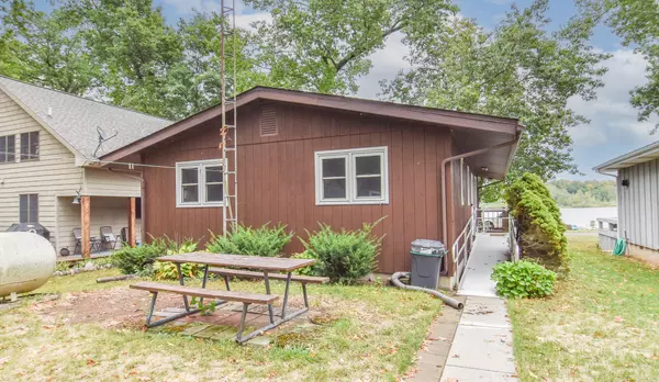 Montgomery, MI 49255,12208 Maple Street