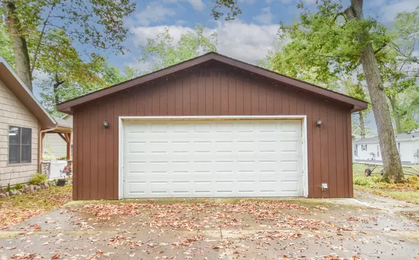 Montgomery, MI 49255,12208 Maple Street
