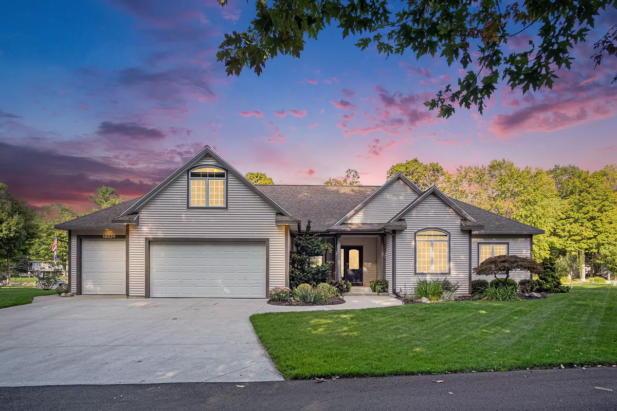 Spring Lake, MI 49456,18034 Egret Lane