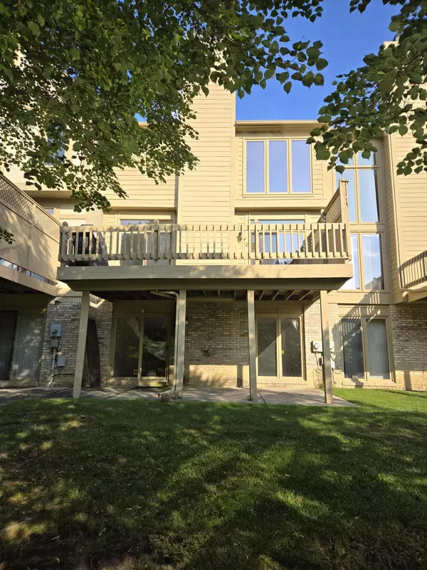 Ann Arbor, MI 48105,2782 Maitland Drive