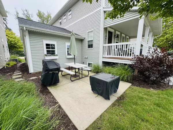 Benton Harbor, MI 49022,585 Beachwood Path