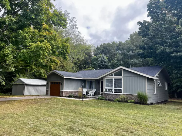 1536 N Betty Avenue, Ludington, MI 49431