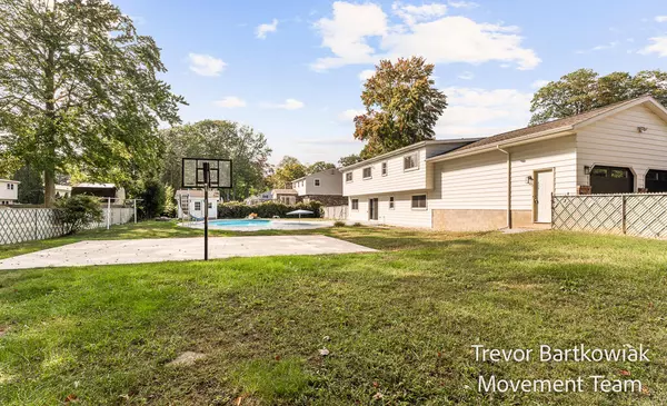 Norton Shores, MI 49441,1243 Crandall Avenue