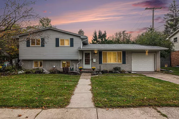 Ann Arbor, MI 48103,916 Patricia Avenue