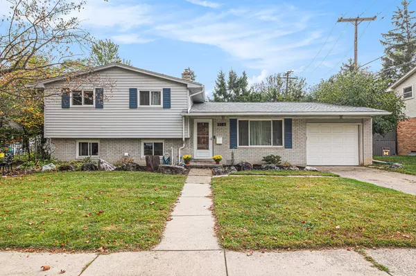 Ann Arbor, MI 48103,916 Patricia Avenue