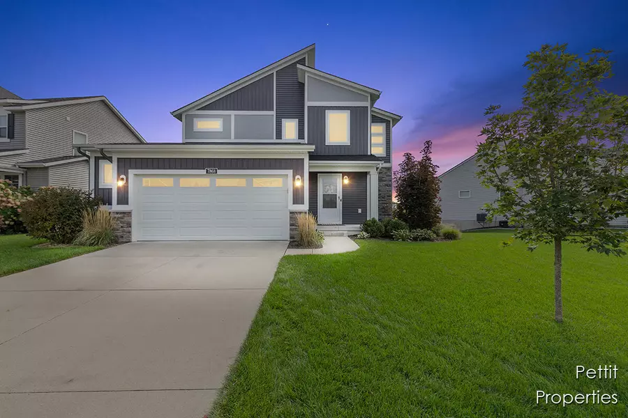 7868 High Knoll SE Drive, Byron Center, MI 49315