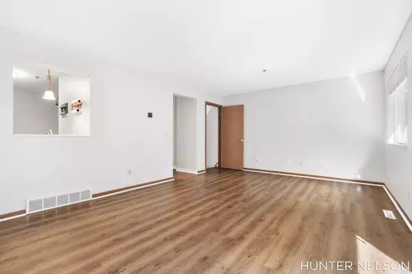 Comstock Park, MI 49321,4010 Woodrush NW Street