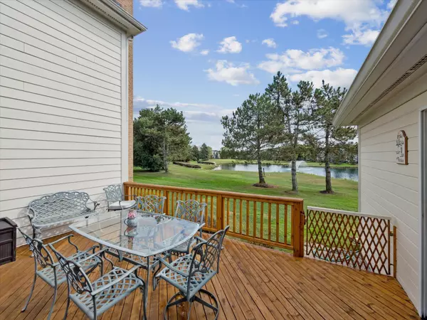 Northville, MI 48168,39499 Village Run