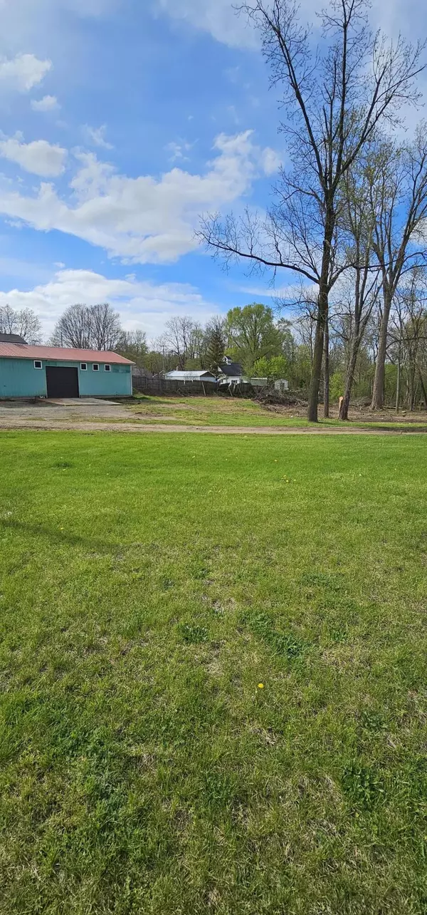 Augusta, MI 49012,305 E Michigan Avenue