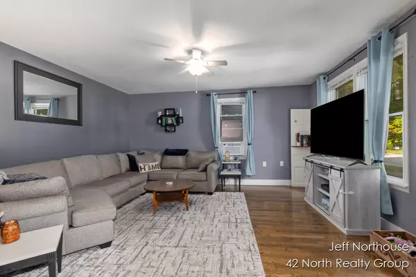 Lowell, MI 49331,510 N Hudson SE Street