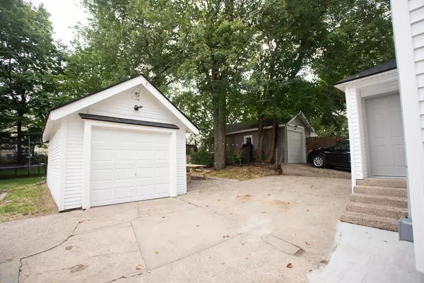Grand Rapids, MI 49506,1138 Thomas SE Street