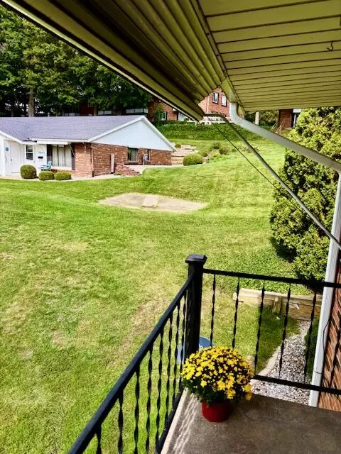 Zeeland, MI 49464,230 S State Street #84