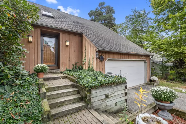 6576 Isabelle Street, Portage, MI 49024