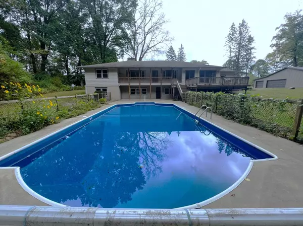 Three Rivers, MI 49093,59446 Ferguson Road