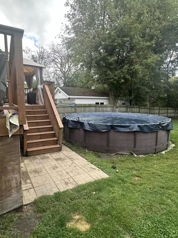 Hillsdale, MI 49242,32 Garden Street