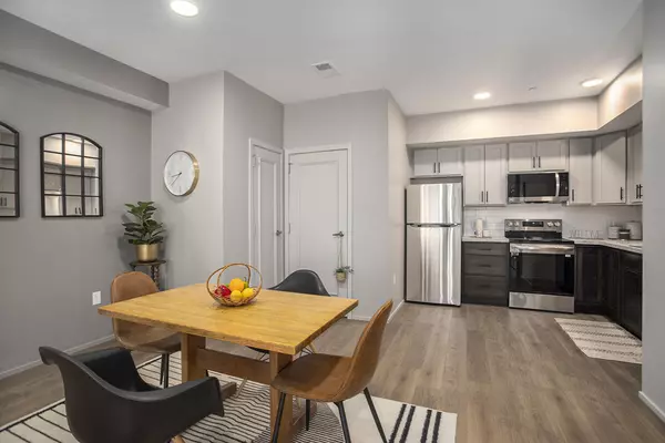 Kalamazoo, MI 49048,606 Southworth Terrace