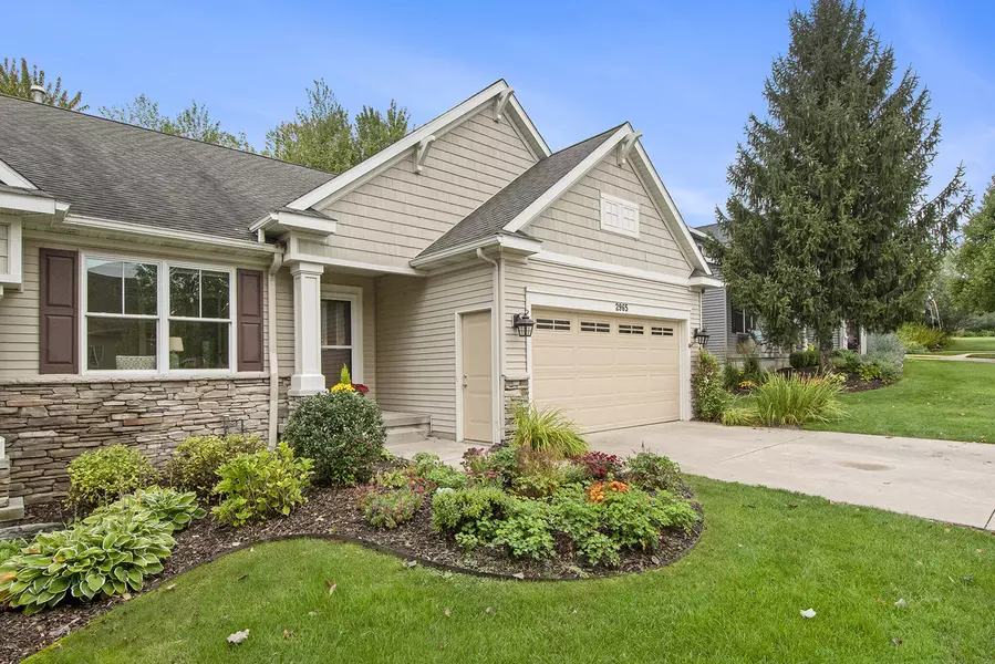 2965 W Brandon Ridge NW Drive, Grand Rapids, MI 49544