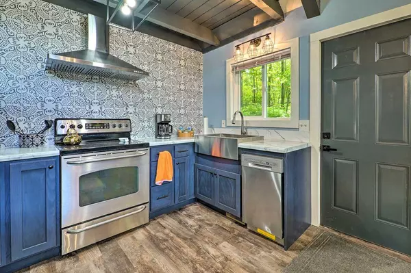 Canadian Lakes, MI 49346,12155 Dubois Drive