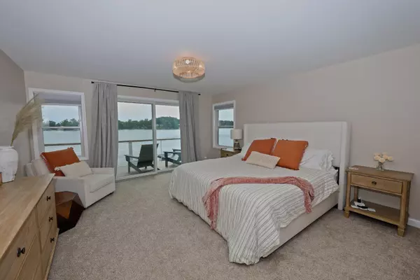 Benton Harbor, MI 49022,92944 Mariner Drive
