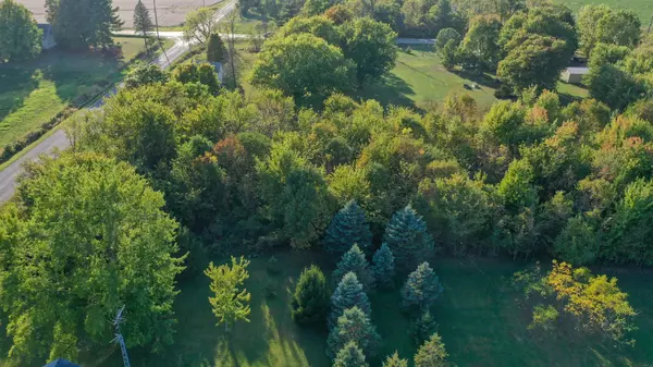 Three Oaks, MI 49128,W Elm Valley Road