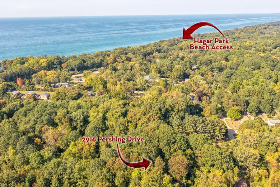 2916 Pershing Drive, Coloma, MI 49038