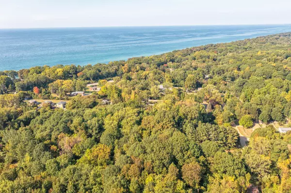 Coloma, MI 49038,2916 Pershing Drive