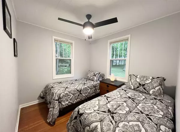 South Haven, MI 49090,7125 Maple Avenue