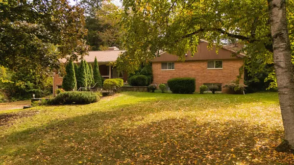 1365 Chalmers Drive, Ann Arbor, MI 48104