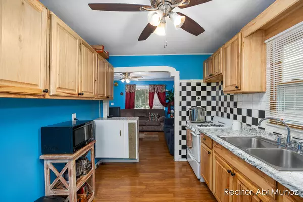 Grand Rapids, MI 49504,945 Veto Street Northwest