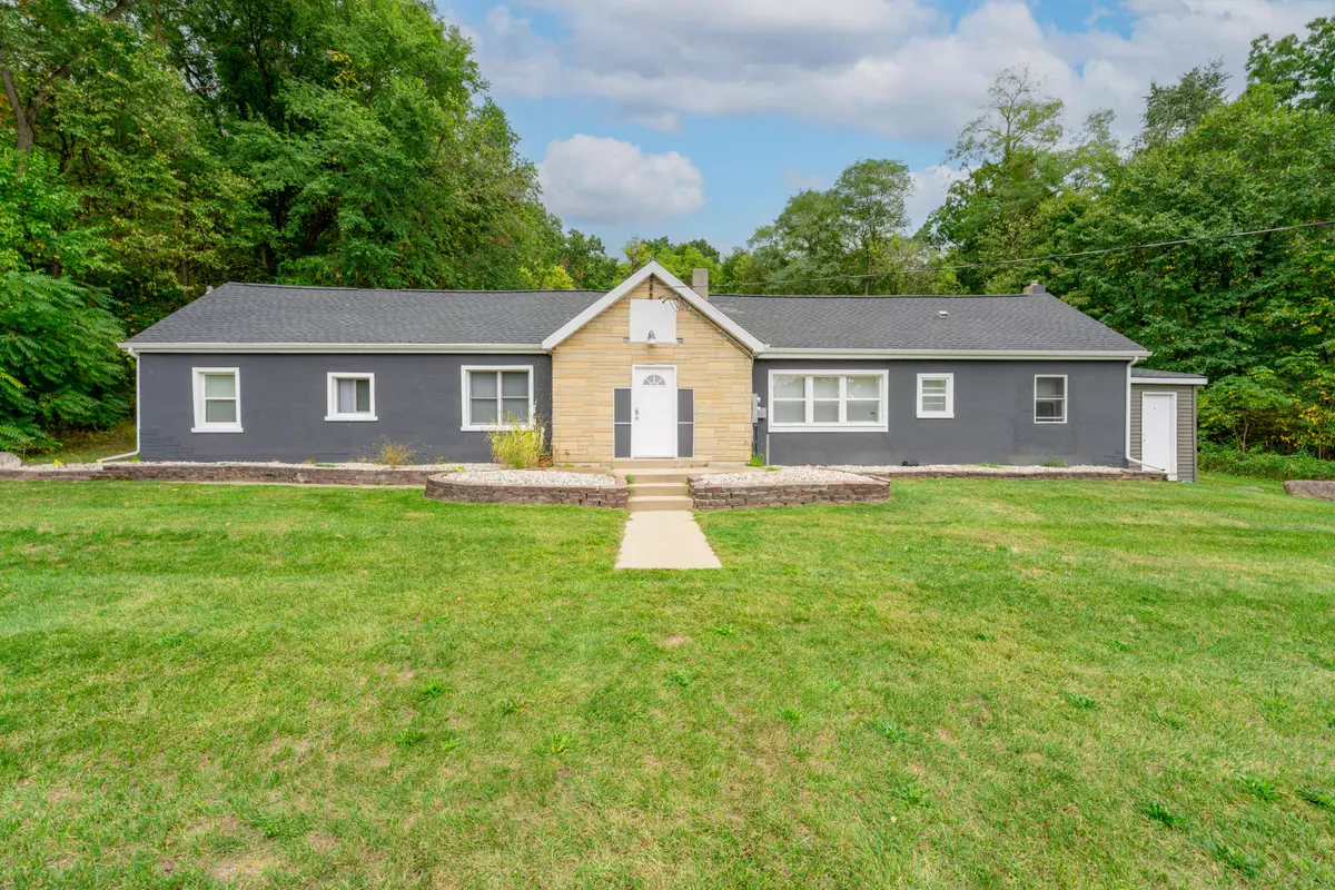 Plainwell, MI 49080,10150 N Riverview Drive