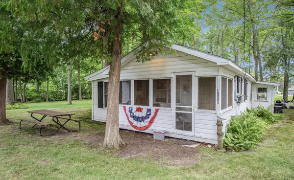 12940 Cleland Avenue, Wayland, MI 49348