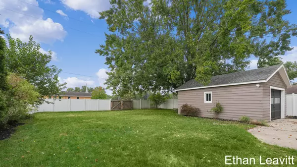 Wyoming, MI 49519,1752 Plas SW Street