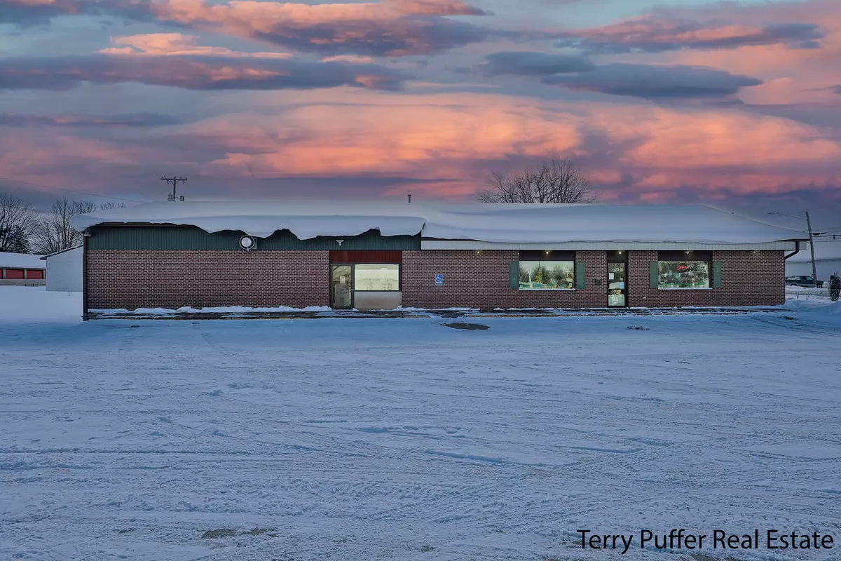 Hesperia, MI 49421,246 S Division Street