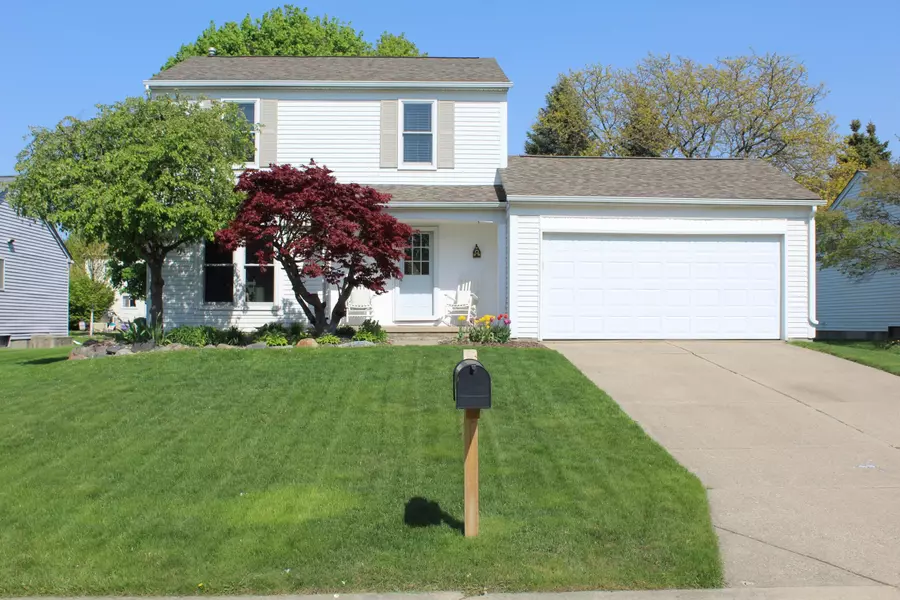 151 Dalton Drive, Rochester Hills, MI 48307
