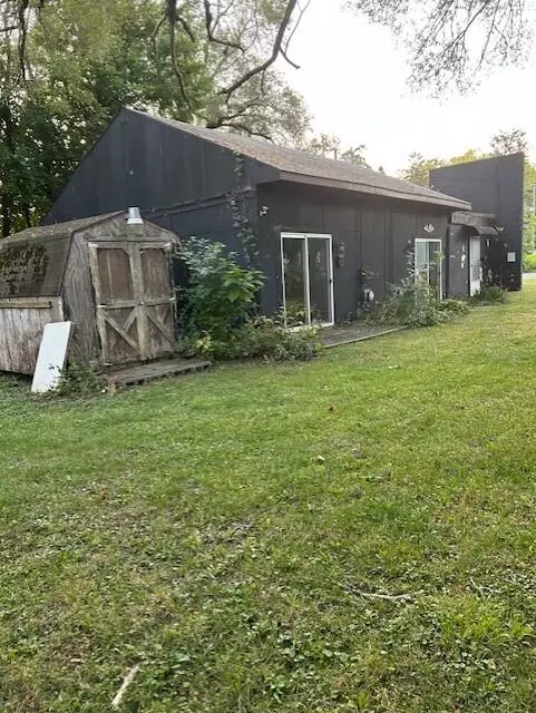 New Buffalo, MI 49117,300 E Buffalo Street