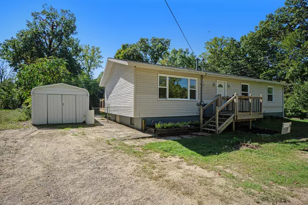 Paw Paw, MI 49079,37129 Marrion Court
