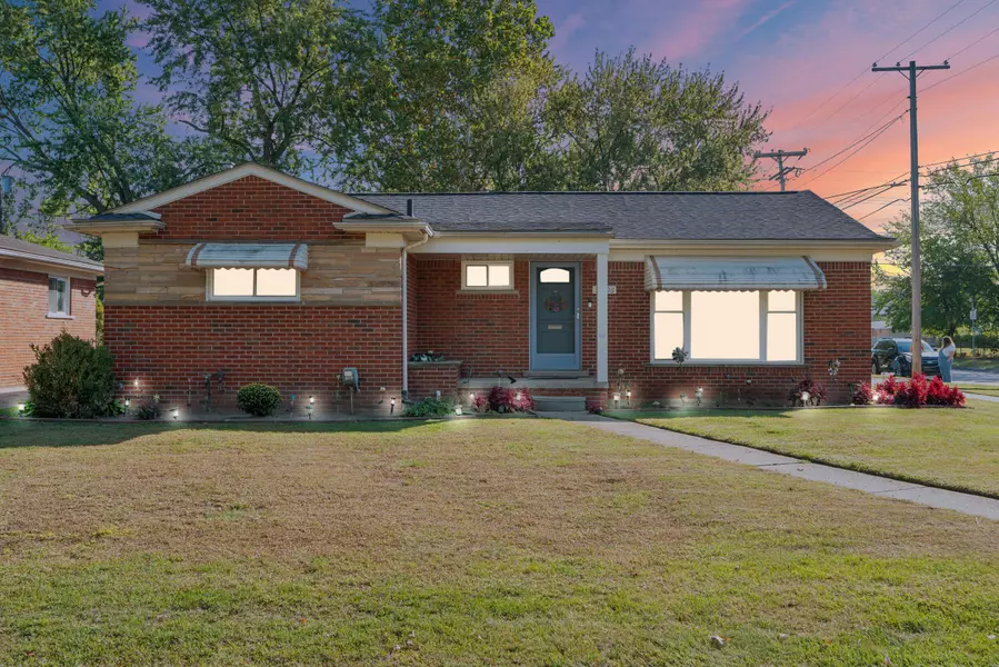27506 LORRAINE, Warren, MI 48093