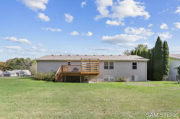 Allendale, MI 49401,11421 Cameron Avenue